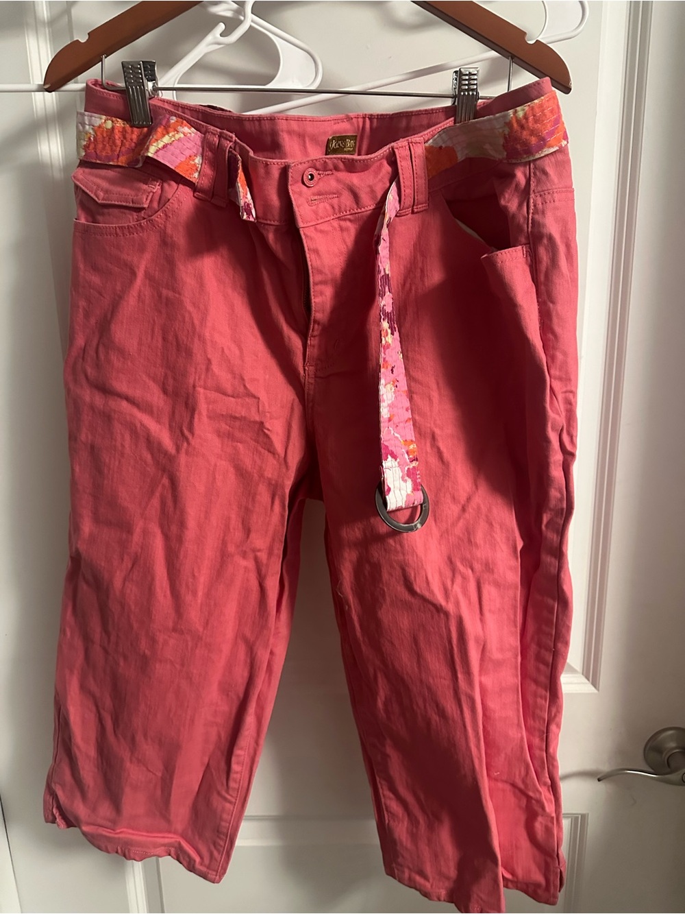 St. John's Bay Pink Women's Capris